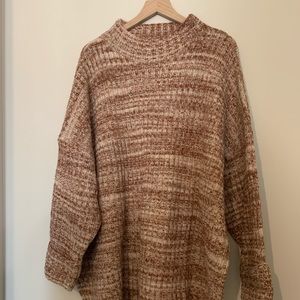 🎉 NWOT Mockneck Tunic Sweater